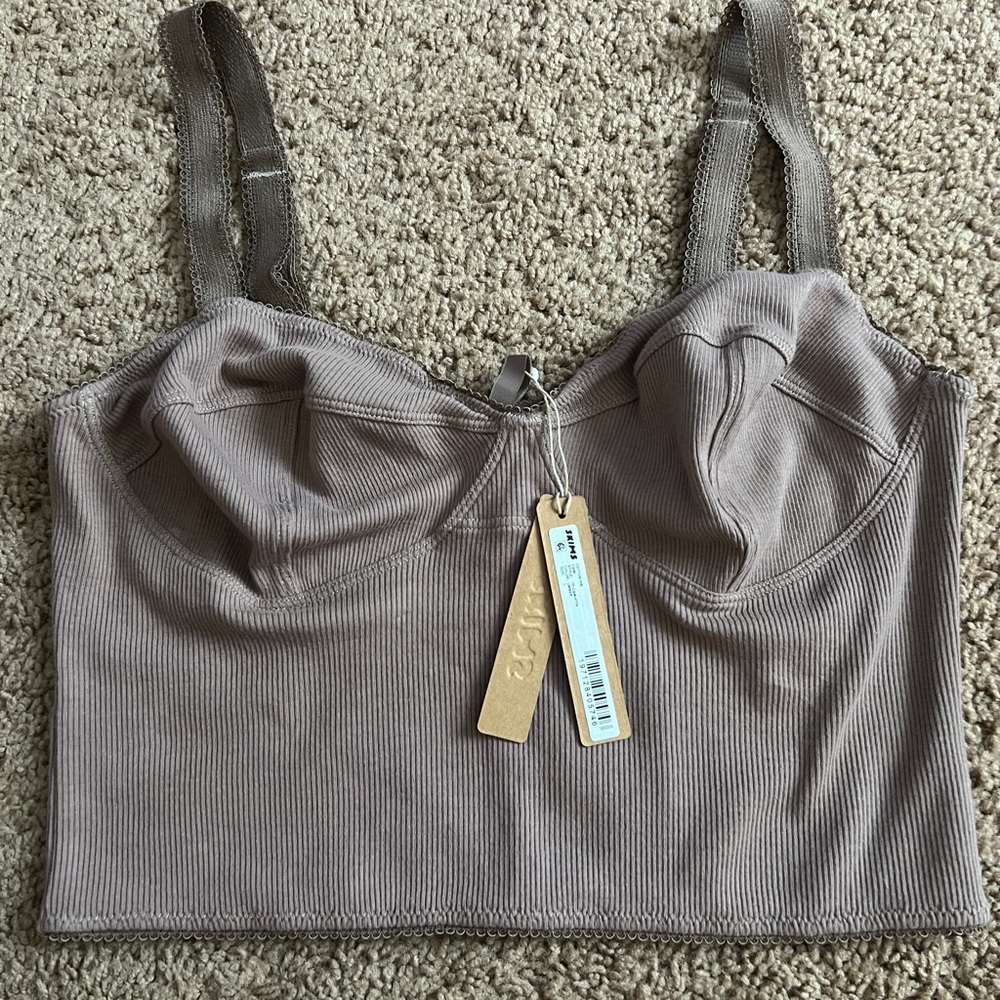 **SOLD** BNWT Skims Cropped Rib Cami